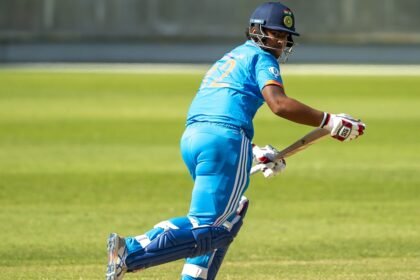 वैभव-सूर्यवंशी-ने-अपने-पहले-ऑस्ट्रेलिया-दौरे-पर-बल्ले-से-मचाया-तहलका,-छक्कों-की-संख्या-देख-आप-भी-रह-जाएंगे-हैरान