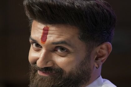 चिराग-पासवान-की-प्रेशर-पॉलिटिक्स!-पटना-में-ljp-(r)-की-इमरजेंसी-बैठक,-कहा-‘जब-तक-मंत्री-हूं-तब-तक-जिम्मेदारी’