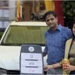 bareilly-news:-गहनों-से-आगे-बढ़ा-प्यार,-करवाचौथ-पर-महिलाओं-को-तोहफे-में-मिली-स्कूटी-और-कार