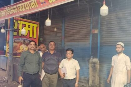 up:-मुरादाबाद-का-शमा-चिकन-बिरयानी-सेंटर-सील,-बिना-लाइसेंस-के-हो-रहा-था-संचालित,-दुकानदारों-को-नोटिस-जारी