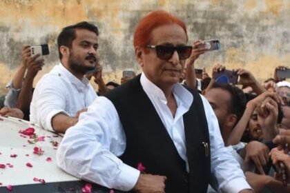 up:आजम-के-आवास-पर-तैनात-रहेंगे-पांच-पुलिसकर्मी-जबकि-तीन-साथ-रहेंगे,-वाई-श्रेणी-की-सुरक्षा-में-रहेंगे-सपा-नेता