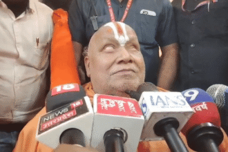 up:-राममंदिर-निर्माण-की-तरह-कृष्ण-जन्मभूमि-मामले-में-मेरी-भूमिका-रहेगी…रामलला-के-दर्शन-कर-बोले-रामभद्राचार्य