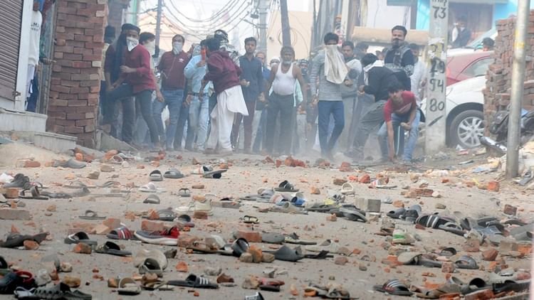 sambhal-violence:-शारिक-साटा-के-खिलाफ-लुकआउट-नोटिस,-मुल्ला-अफरोज-पर-रासुका,-वाहन-चोरी-गैंग-का-इनसे-यह-कनेक्शन