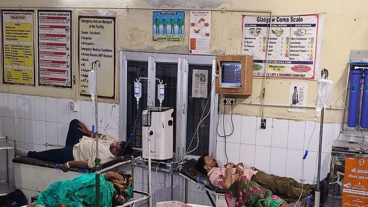 aligarh-accident:-रोडवेज-बस-की-ट्रैक्टर-ट्रॉली-से-भिड़ंत,-ड्राइवर-कंडक्टर-सहित-11-घायल,-चार-की-हालत-गंभीर