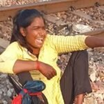 यह-है-पापा-की-प्यारी-फूलमाला:-एक-पैर-कटा,-दूसरे-पैर-के-6-इंच-के-हिस्से-में-31-जगह-टूटी-हड्डी,-पर-नहीं-मुरझाई