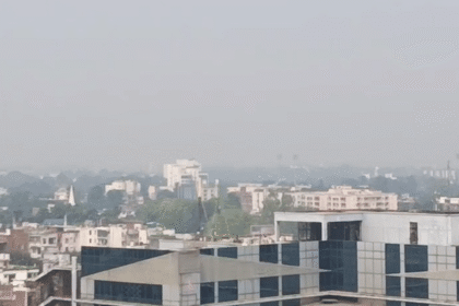 up:-दीवाली-की-आतिशबाजी-के-बाद-घातक-हुआ-वायु-प्रदूषण,-विशेषज्ञों-की-सलाह-मास्क-पहनकर-बाहर-निकलें