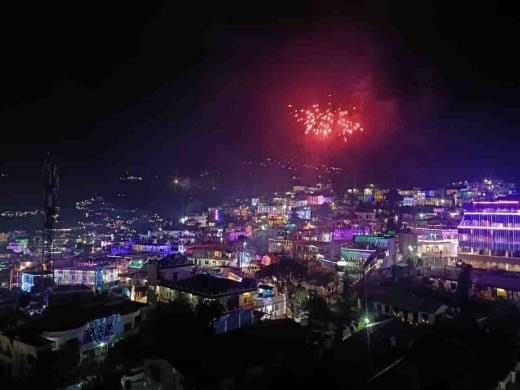 दिवाली-पर-हुए-धमाके-दे-गए-दर्द:-कानों-में-झनझनाहट,-दर्द-और-सूजन-के-बढ़े-मरीज;-ये-लक्षण-बेहद-खतरनाक
