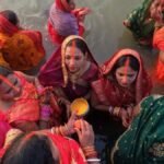 नाक-से-मांग-तक-सिंदूर-लगाने-के-पीछे-क्या-है-पौराणिक-कथा-और-वैज्ञानिक-कारण,-जानिए-छठ-पूजा-में-इसका-महत्व