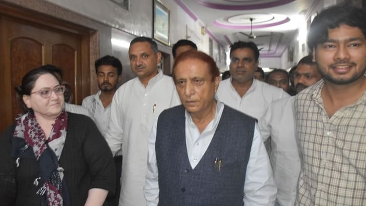 up:-सरकार-बताए-क्यों-दी-थी-सुरक्षा,-आजम-खां-ने-फिर-किया-तंज,-एसटी-हसन-को-उनके-मुरादाबाद-आने-की-सूचना-नहीं