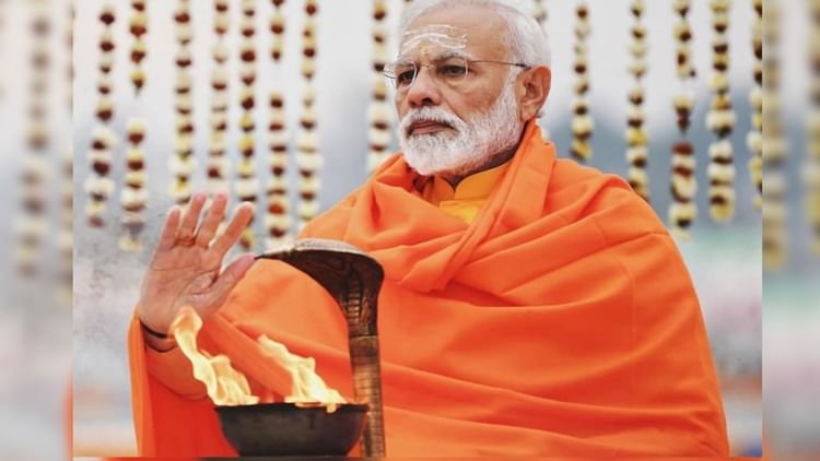 pm-modi-varanasi-vsit:-16-घंटे-काशी-में-रहेंगे-पीएम-मोदी,-वंदे-भारत-एक्सप्रेस-को-दिखाएंगे-हरी-झंडी