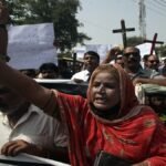 पाकिस्तान-में-ये-है-अल्पसंख्यकों-का-हाल,-ईशनिंदा-के-आरोप-में-ईसाई-शख्स-का-किया-गया-बुरा-हाल