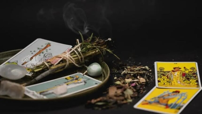 केरल:-काले-जादू-के-नाम-पर-तांत्रिक-ने-महिला-को-दीं-भयंकर-यातनाएं,-शराब-और-बीड़ी-पीने-के-लिए-भी-मजबूर-किया