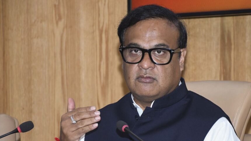 दिल्ली-ब्लास्ट:-सोशल-मीडिया-पर-की-थी-‘अपमानजनक’-पोस्ट,-अब-15-लोगों-का-‘इलाज’-कर-रही-असम-पुलिस