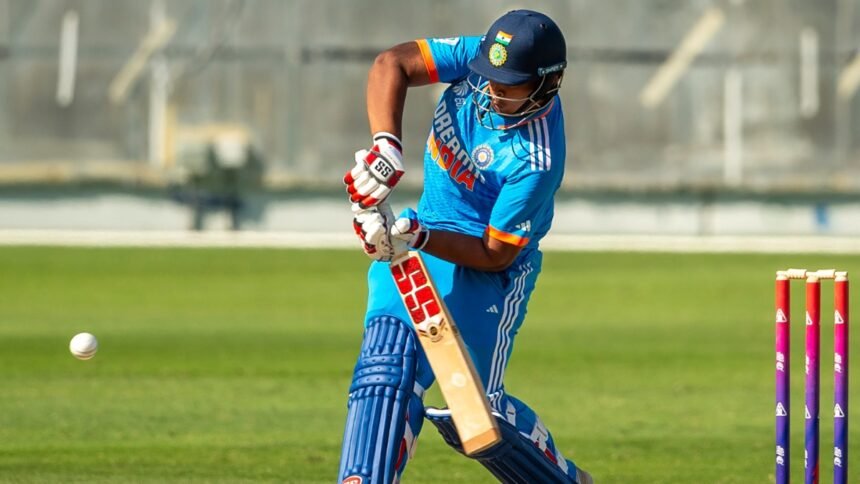 वैभव-सूर्यवंशी-की-विस्फोटक-पारी-में-उड़ी-विरोधी-टीम,-केवल-इतनी​-बॉल-पर-सेंचुरी-ठोक-मचाया-गदर