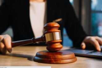 up-:-हाईकोर्ट-ने-जताई-आपत्ति-कहा- ट्रायल-कोर्ट-हिंदी-या-अंग्रेजी-में-लिखें-फैसले,-न-हो-दोनों-का-मिश्रण