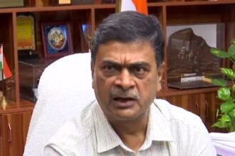 bjp-ने-पूर्व-केंद्रीय-मंत्री-आरके-सिंह-को-पार्टी-से-निलंबित-किया,-2-अन्य-पर-भी-गिरी-गाज,-जानें-वजह