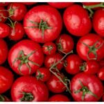 up:-बारिश-और-सहालग-से-सब्जियों-के-दाम-में-लगी-आग…-घर-का-बजट-झुलसा,-80-में-टमाटर,-160-में-मटर