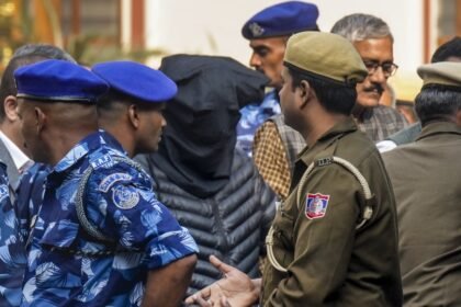 दिल्ली-ब्लास्ट-केस-में-कुल-6-गिरफ्तार,-nia-ने-4-और-मुख्य-आरोपियों-को-अरेस्ट-किया