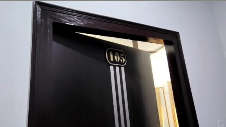 mathura:-लव-जिहाद-की-सूचना-पर-पुलिस-ने-होटल-में-मारा-छापा,-युवक-युवती-मिले…हकीकत-कुछ-और-ही-निकली