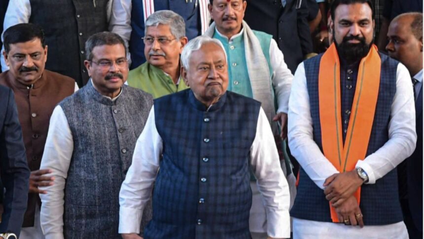 बिहार-मंत्रिमंडल-बंटवारे-में-हुआ-बड़ा-उलटफेर,-नीतीश-कुमार-ने-छोड़ा-गृह-विभाग,-सम्राट-चौधरी-को-मिली-बड़ी-जिम्मेदारी