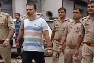 up:-जेल-से-डी-टू-गैंग-के-बदमाश-ने-किया-फोन,-मांगी-रंगदारी…न-देने-पर-हत्या-की-धमकी,-पांच-पर-मुकदमा-दर्ज