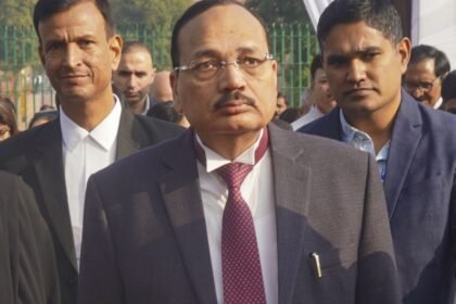 दिल्ली-में-वायु-प्रदूषण-ने-बाहर-टहलना-भी-मुश्किल-कर-दिया,-सुनवाई-के-दौरान-बोले-सीजेआई-सूर्यकांत