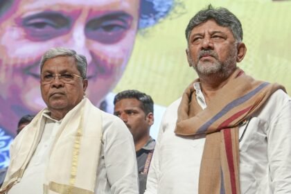कर्नाटक-में-कौन-बनेगा-सीएम?-अब-सोनिया-राहुल-से-चर्चा-करेंगे-खरगे,-डीके-शिवकुमार-ने-कहा-‘कोई-कनफ्यूजन-नहीं’