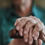 केरल-में-90-साल-का-बुजुर्ग-बना-उम्मीदवार,-कांपती-आवाज-में-घर-घर-जाकर-मांग-रहा-वोट