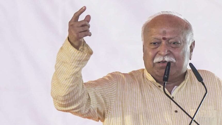 ‘कुछ-भारतीय-लोग-अपनी-ही-भाषा-नहीं-जानते’,-मोहन-भागवत-ने-पूछ-लिया-इस-शब्द-का-अंग्रेजी-अनुवाद