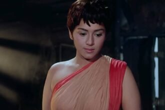 रूसी-दिलों-की-धड़कन-रही-ये-बॉलीवुड-फिल्म,-55-साल-भी-कम-नहीं-हुई-दीवानगी,-एक-गाने-को-आज-भी-गुनगुनाते-हैं-लोग