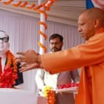 आंबेडकर-का-परिनिर्वाण-दिवस:-सीएम-योगी-बोले-बाबा-साहब-की-हर-मूर्ति-के-आसपास-सुरक्षात्मक-बाउंड्री-वॉल-बनेगी