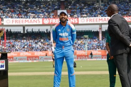 आखिरकार-भारत-ने-इतने-odi-मैचों-के-बाद-जीता-टॉस,-कप्तान-केएल-ने-खुश-होकर-कही-ऐसी-बात