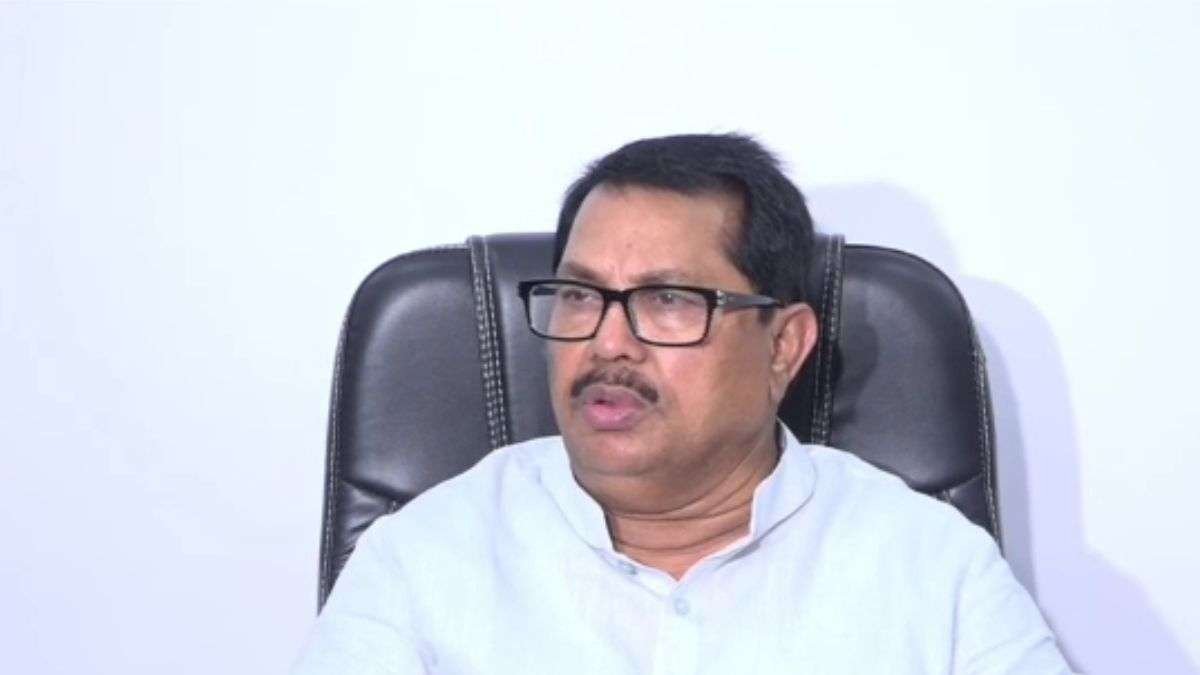 महाराष्ट्र:-शीतकालीन-अधिवेशन-से-एक-दिन-पहले-विपक्ष-ने-सरकार-की-चाय-पार्टी-का-किया-बहिष्कार,-की-ये-मांग