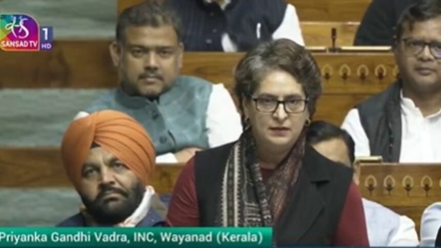 लोकसभा-में-वंदे-मातरम्-पर-बहस-के-दौरान-प्रियंका-गांधी-ने-क्या-क्या-कहा,-पढ़िए-उनकी-स्पीच-की-10-बड़ी-बातें