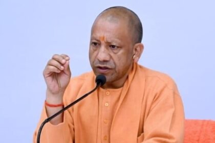 up:-एसआईआर-ने-बढ़ाई-भाजपा-की-टेंशन,-सीएम-योगी-ने-जानें-ऐसा-क्या-कहा…पार्टी-पदाधिकारी-भी-हो-गए-बेचैन