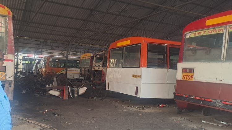 up-news:-नए-इंजन-में-पुराने-पुर्जे…-बरेली-में-पांच-सौ-रोडवेज-बसों-की-मरम्मत-में-करोड़ों-रुपये-का-घपला