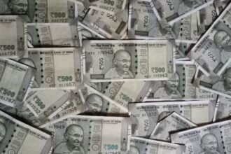 10,-20,-30,-40-और-50-साल-बाद-क्या-होगी-1-करोड़-रुपये-की-वैल्यू?-महंगाई-के-हिसाब-से-जानें-पूरा-कैलकुलेशन