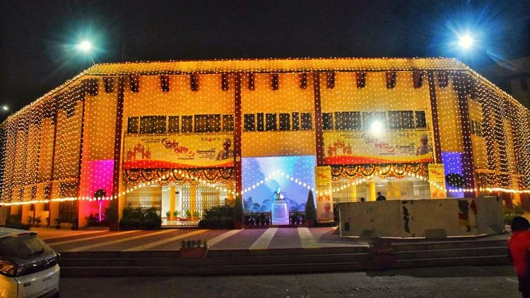 bhu-का-105वां-दीक्षांत:-12-हजार-छात्रों-को-मिलेंगी-उपाधियां,-जो-नहीं-आएंगे-30-दिन-में-उनके-घर-पहुंचेगी-डिग्री