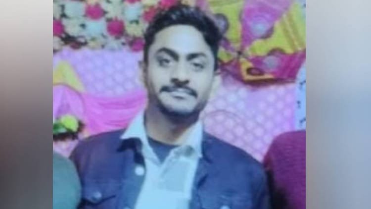 sitapur-news:-डेयरी-संचालक-की-गोली-मारकर-हत्या,- दुकान-बंद-कर-जा-रहा-था-घर;-हमलावर-ने-उड़ा-दी-खोपड़ी