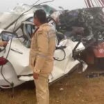 उन्नाव-में-भीषण-सड़क-हादसा:-एक्सप्रेसवे-पर-कोहरे-में-पलटी-कार,-चार-लोगों-की-मौत