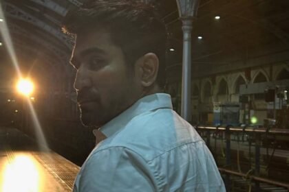 ‘मैं-भी-उसके-साथ-मर-गया…’-जब-16-साल-की-बेटी-का-अंतिम-संस्कार-करके-घर-पहुंचा-एक्टर,-पोस्ट-देख-हिल-गए-थे-फैंस