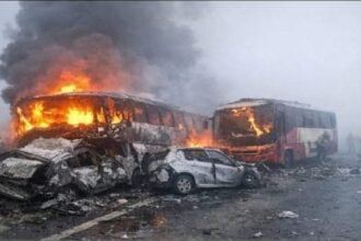 यमुना-एक्सप्रेस-वे-हादसा:-स्लीपर-बसों-की-सबसे-बड़ी-खामी,-जिसकी-वजह-से-जिंदा-जले-19-लोग;-बचने-का-नहीं-मिला-मौका