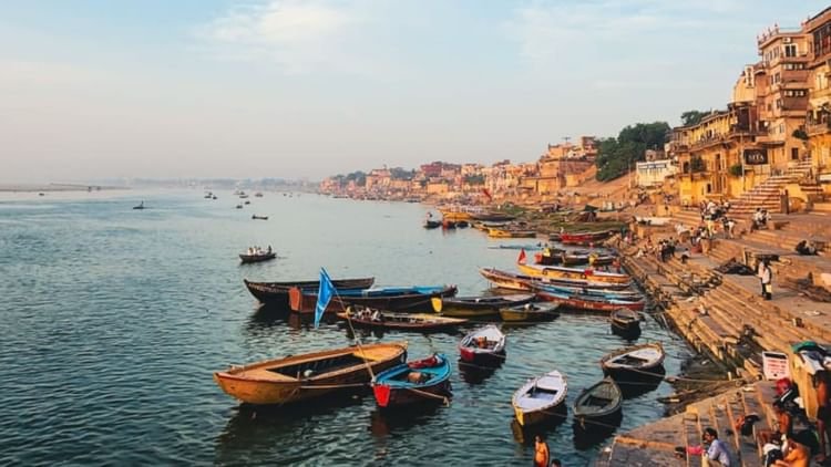 up:-वाराणसी-में-50-से-ज्यादा-धार्मिक-स्थलों-के-कुछ-हिस्से-का-होता-है-व्यवसायिक-इस्तेमाल;-शुरू-किया-गया-सर्वे