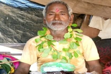 hathras-news:-झोपड़ी-में-लगी-आग,-अंदर-सो-रहे-वृद्ध-की-जिंदा-जलकर-मौत,-10-बकरियां-भी-जलकर-हुईं-राख