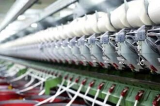 संत-कबीर-टेक्सटाइल-पार्क:-75-एकड़-में-होगा-निर्माण,-एक-छत-के-नीचे-स्थापित-होंगी-बुनकरों-से-जुड़ी-सभी-इकाइयां