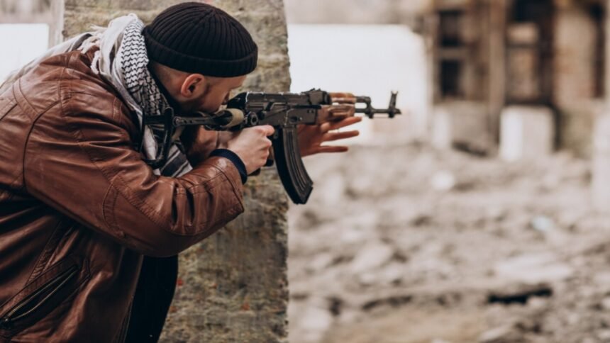 pok-में-फिर-एक्टिव-हुए-आतंकी,-महिला-और-छोटे-बच्चे-भी-शामिल,-जैश-ए-मोहम्मद-ट्रेनिंग-कैंप-को-कर-रहा-ऑर्गनाइज