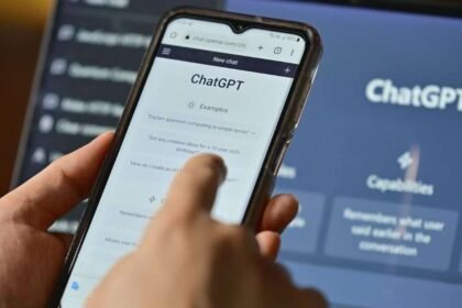 chatgpt-वाली-कंपनी-ने-गूगल-को-छोड़ा-पीछे,-ai-जॉब्स-के-लिए-दे-रहा-13.5-करोड़-का-पैकेज