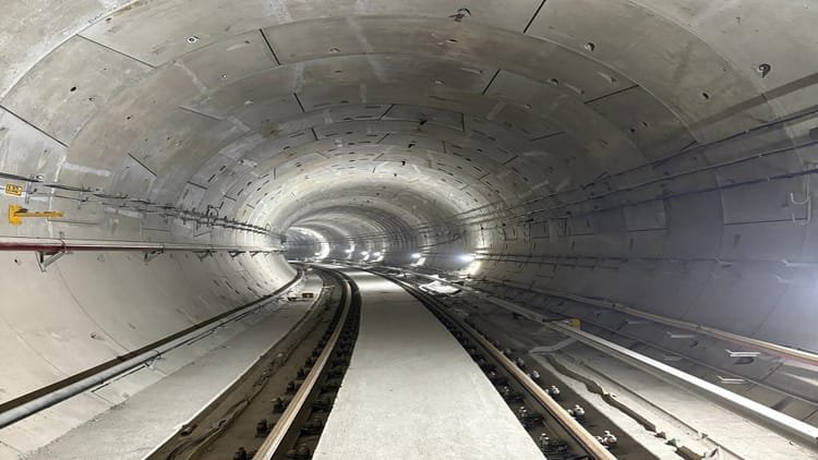 agra-metro:-जमीन-के-नीचे-दोड़गी-मेट्रो…आगरा-कॉलेज-पर-बनेगा-जंक्शन,-तेजी-से-शुरू-हुआ-काम