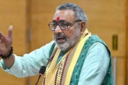 ‘कांग्रेस-को-भगवान-राम-से-समस्या,-इसलिए-कर-रही-vb-जी-राम-जी-योजना-का-विरोध,’-गिरिराज-सिंह-का-बड़ा-बयान