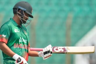 तमीम-इकबाल-को-बता-दिया-भारतीय-एजेंट,-अब-आपस-में-लड़ने-में-लगे-बांग्लादेशी